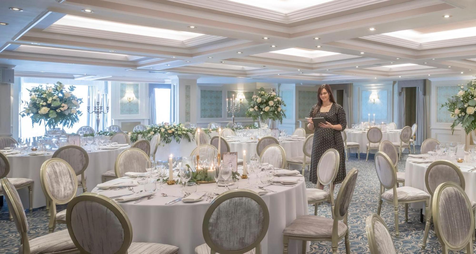 בלבריגן Bracken Court Hotel מראה חיצוני תמונה
